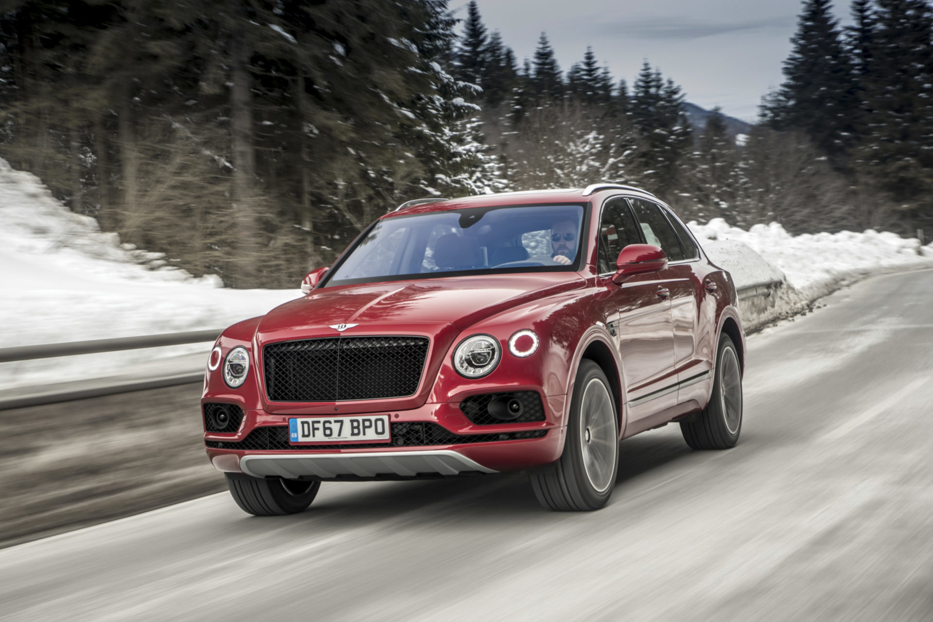 Машина Bentley Bentayga