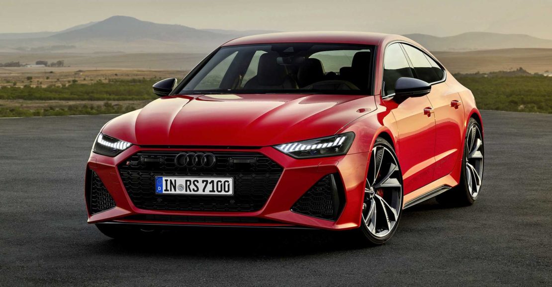 All New Audi RS7 Sportback Looks Red Hot! | CarSaar