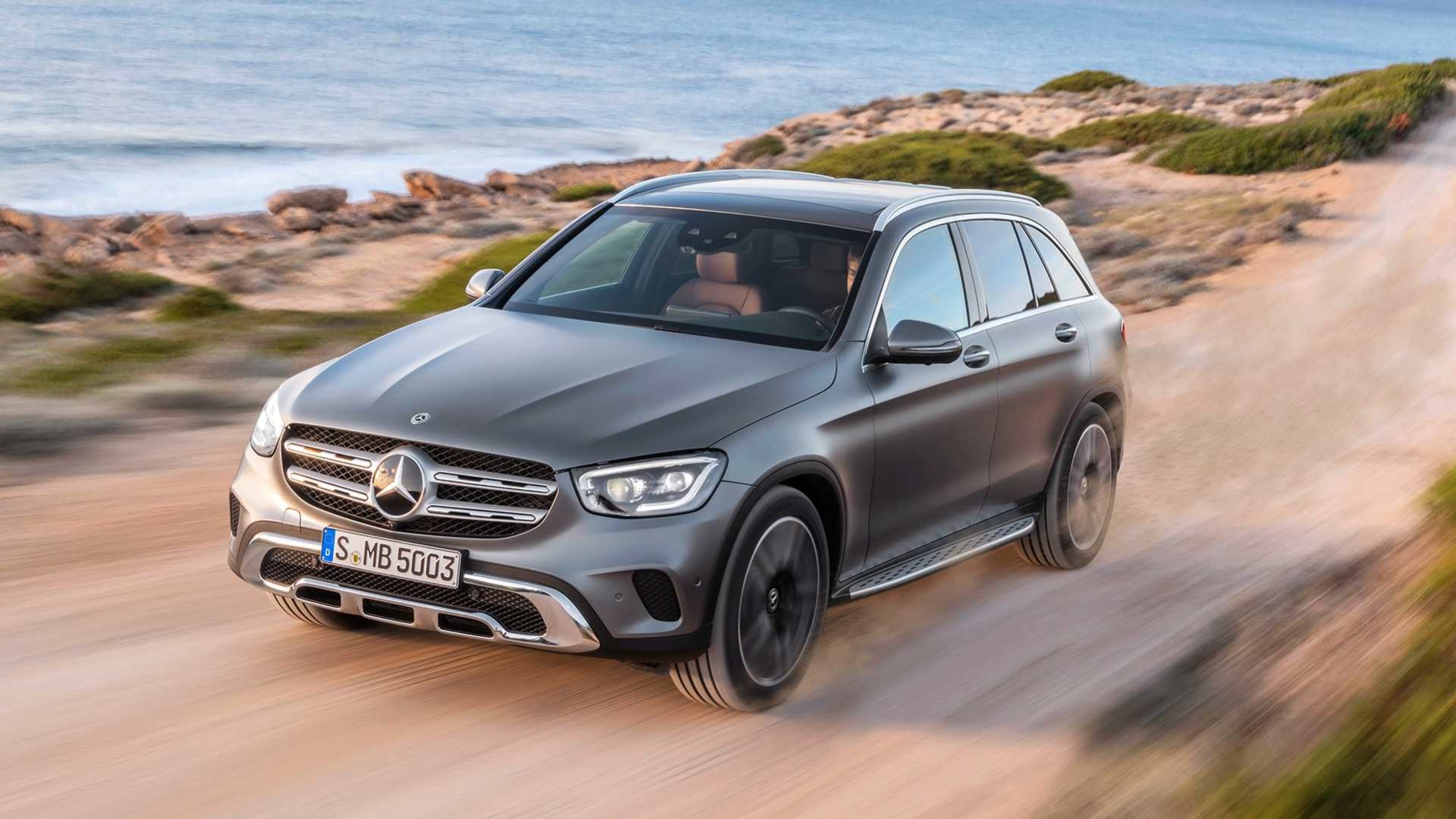 India-Bound Mercedes-Benz GLC Facelift Revealed - CarSaar