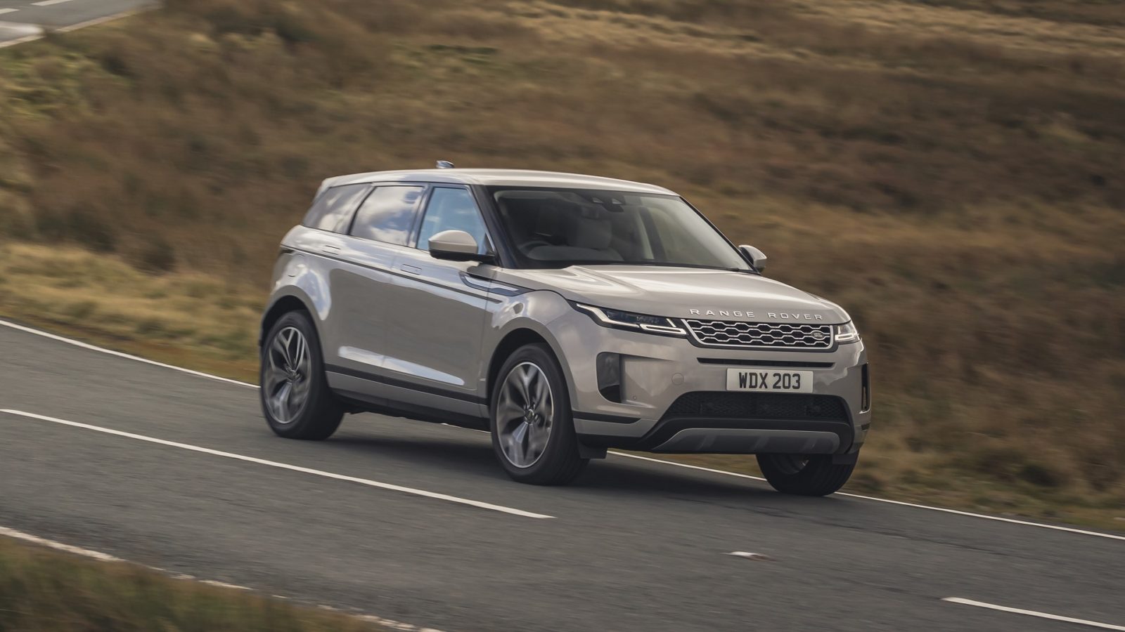 Your Wait For 2021 Range Rover Evoque Ends - CarSaar